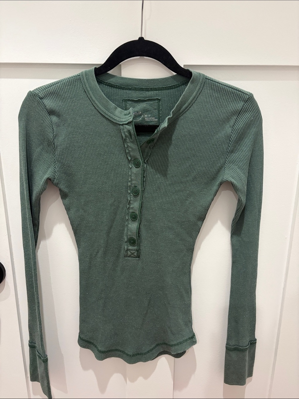 Popular : Aerie Henley